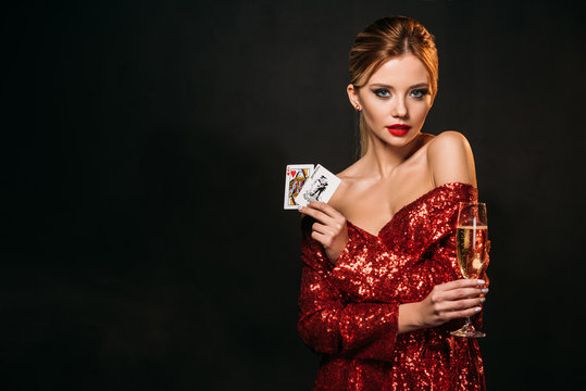 Elegante Dame im Casino